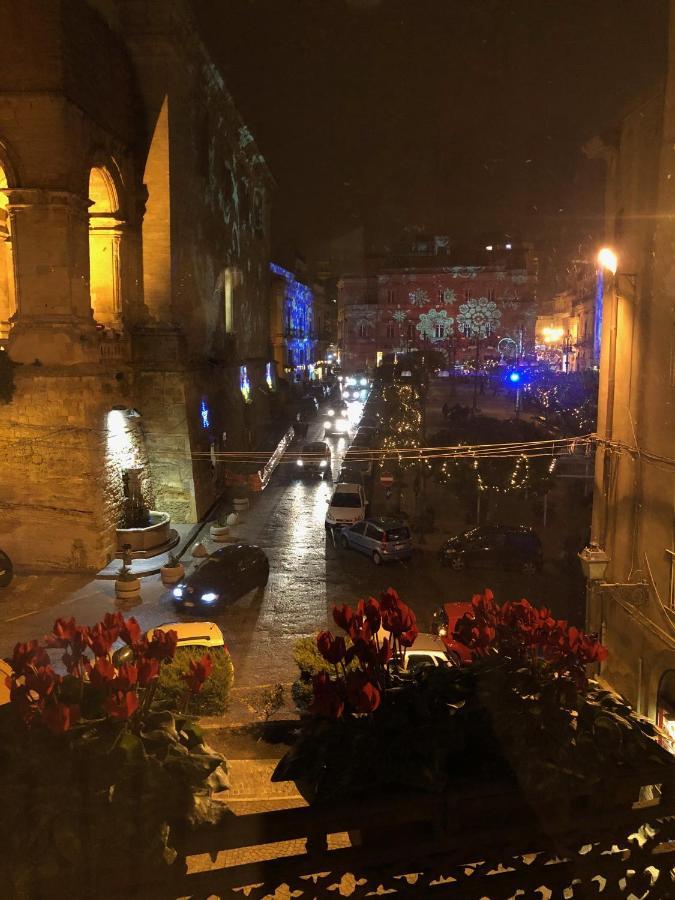 La Casa Sulla Piazza Daire Enna Dış mekan fotoğraf