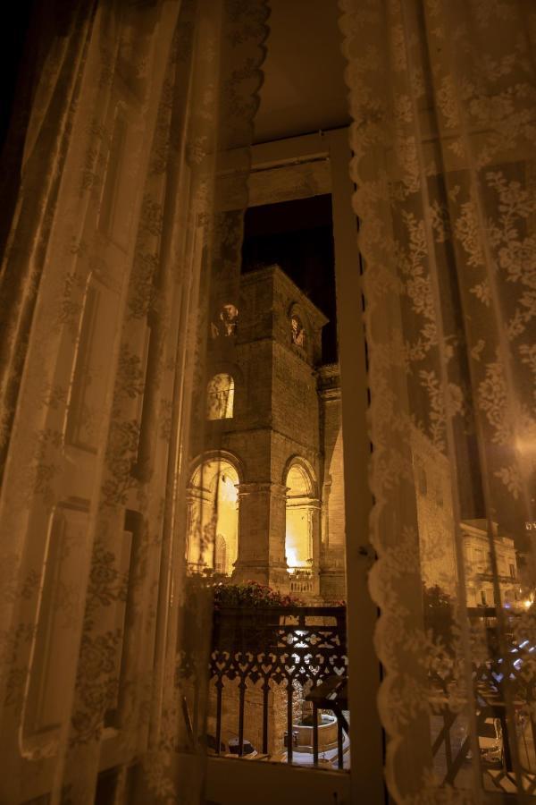 La Casa Sulla Piazza Daire Enna Dış mekan fotoğraf